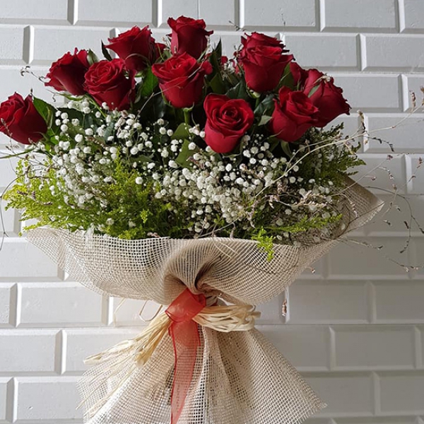 9 Red Roses Bouquet