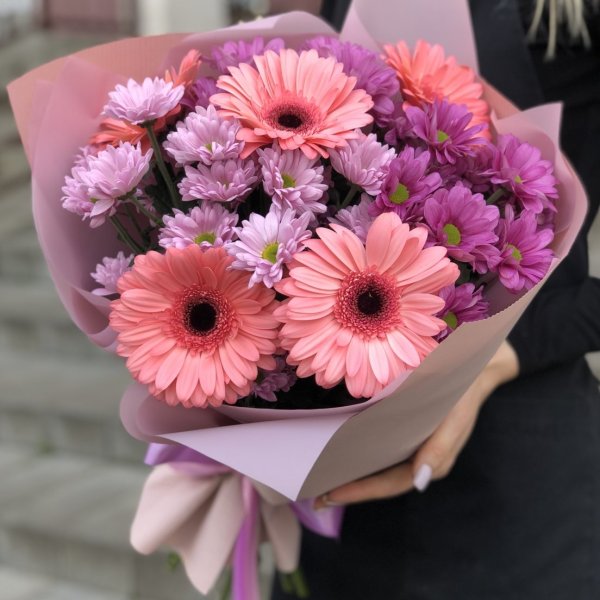 Gerbera- und Chrysanthemen-Bouquet