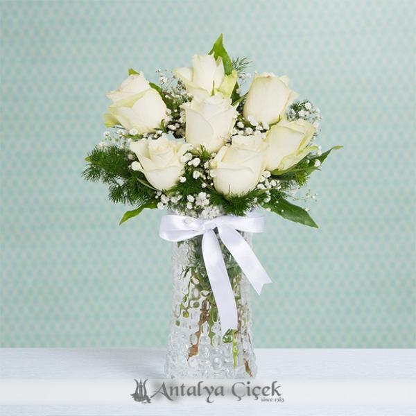 7 Adet Beyaz Gül Aranjman Resim 1