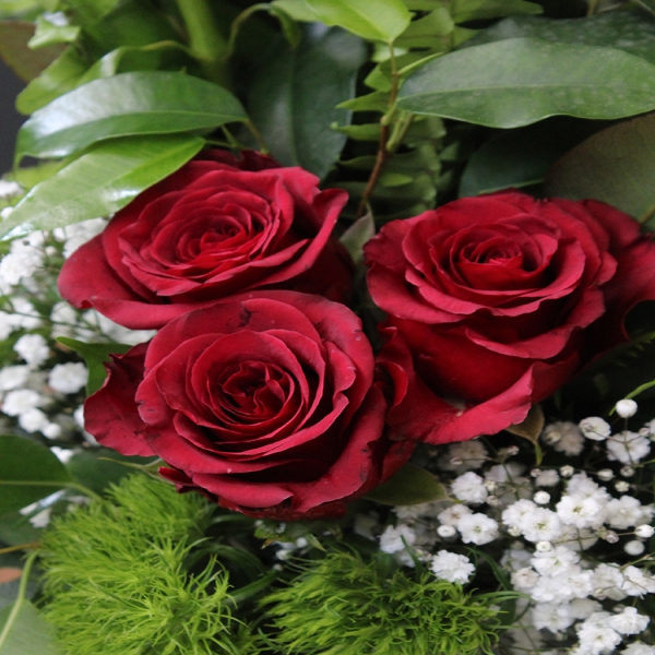 9 Roses Arrangement Resim 2